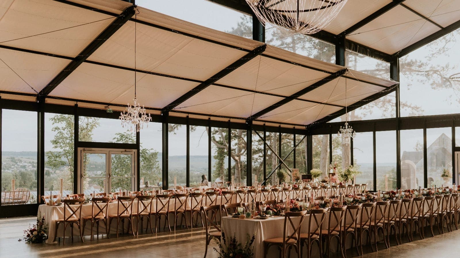 L'Orangerie dressée pour un dîner